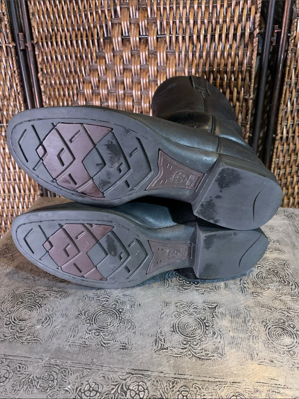 Ariat Black Leather Cowboy Boots Size 8.5B Men’s